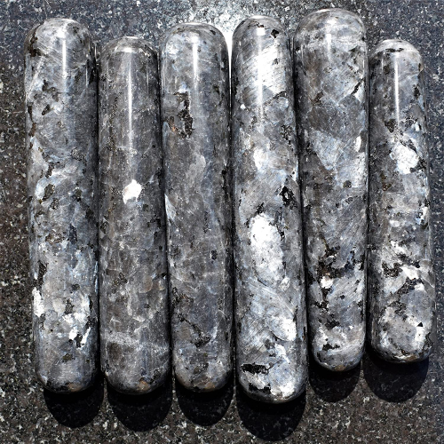 Larvakite Massage Wands